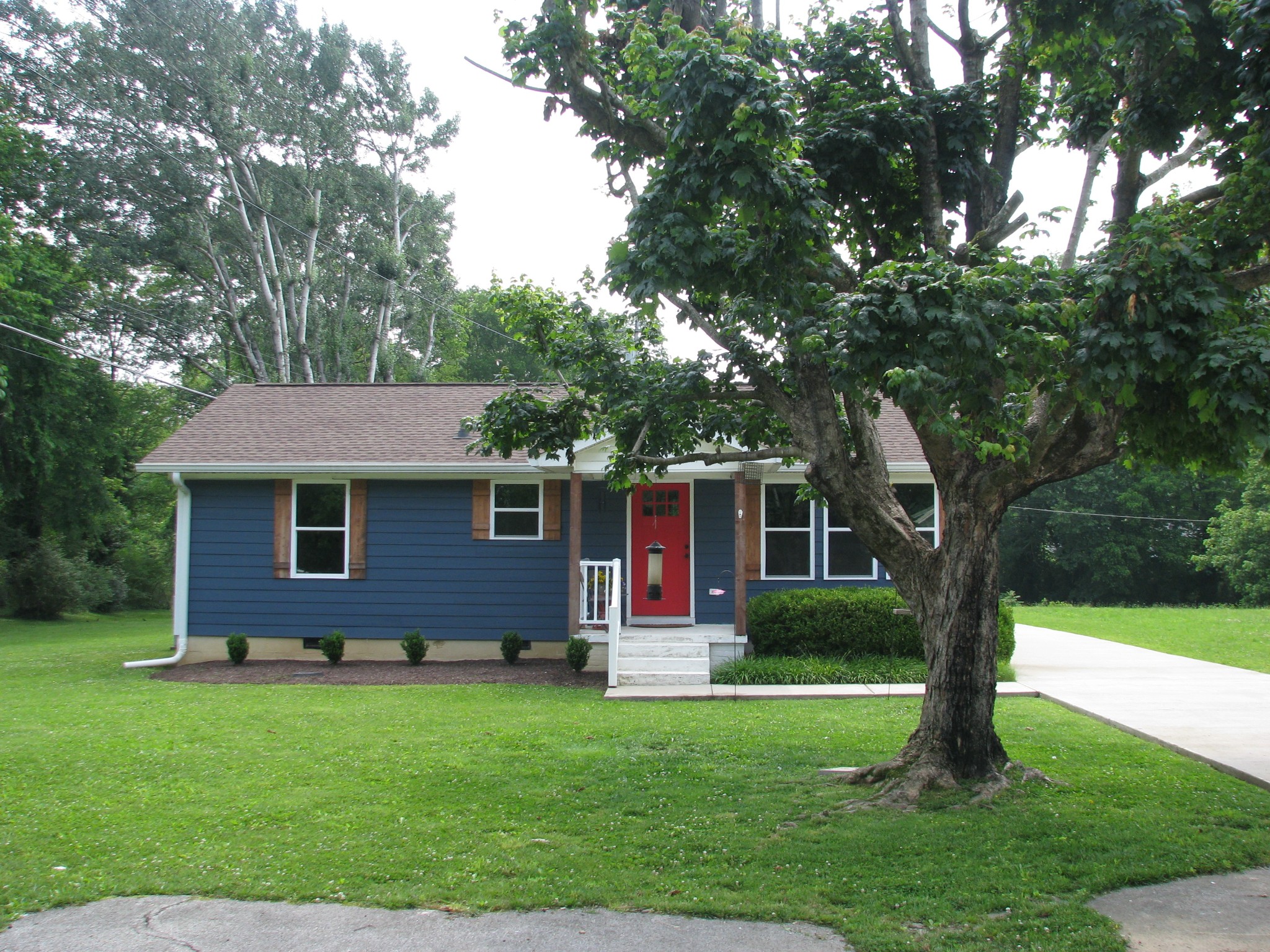 101 Simpson Street Waverly, TN 37185 - Photo 4 of 33