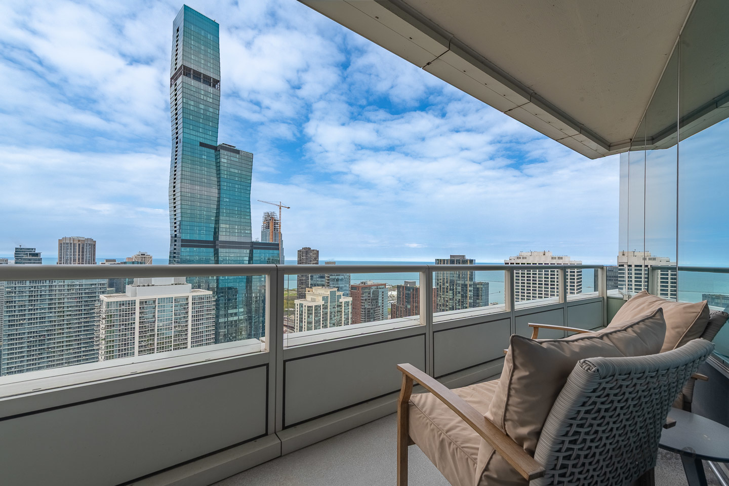 340 East Randolph Street, Unit 4902 Chicago, IL 60601 - Photo 26 of 42