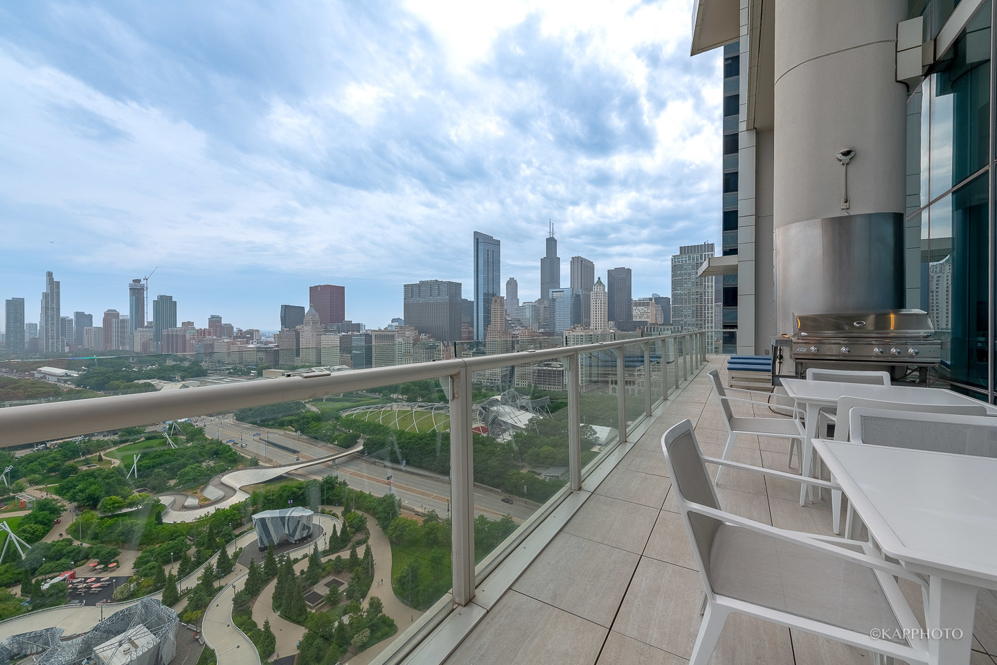 340 East Randolph Street, Unit 4902 Chicago, IL 60601 - Photo 33 of 42