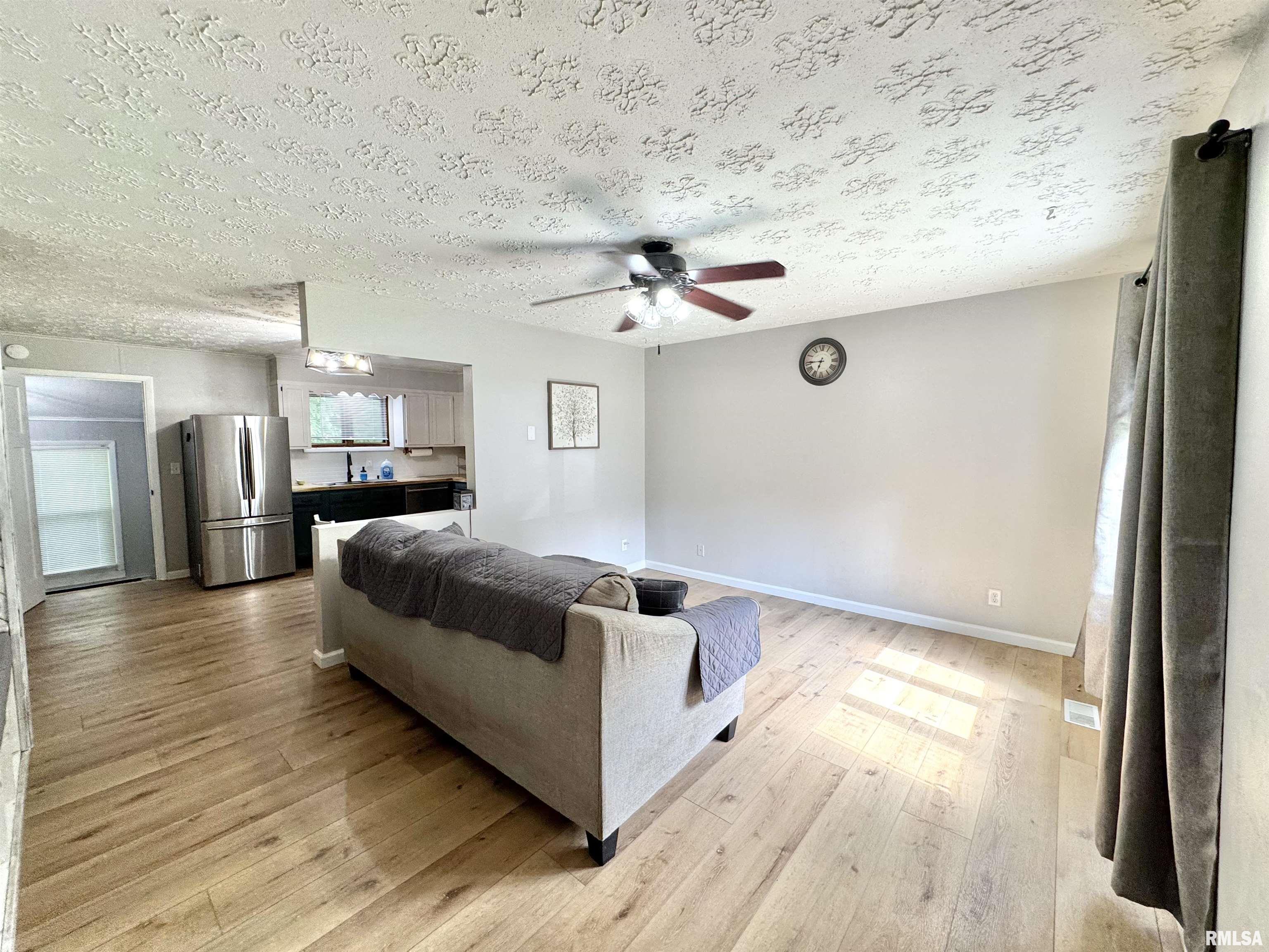 302 South Sims Street Royalton, IL 62983 - Photo 5 of 25