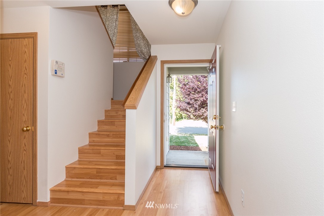 3305 Rickey Road Bremerton, WA 98310 - Photo 3 of 23 Gallery Image 3