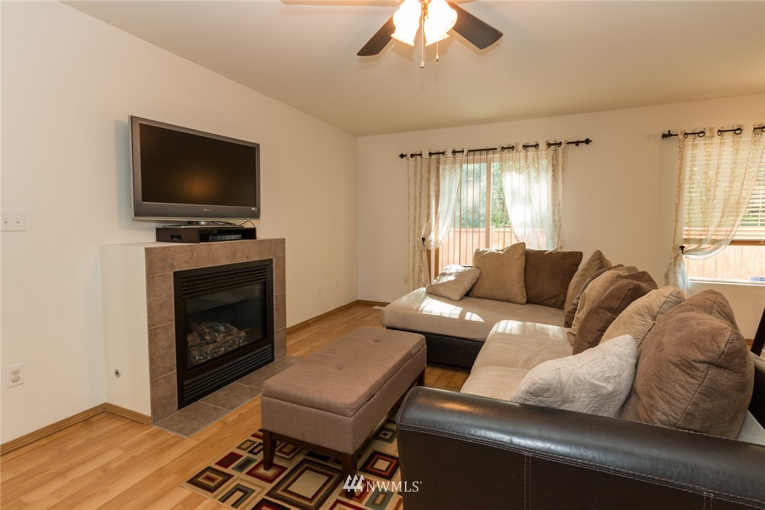 3305 Rickey Road Bremerton, WA 98310 - Photo 6 of 23 Gallery Image 6