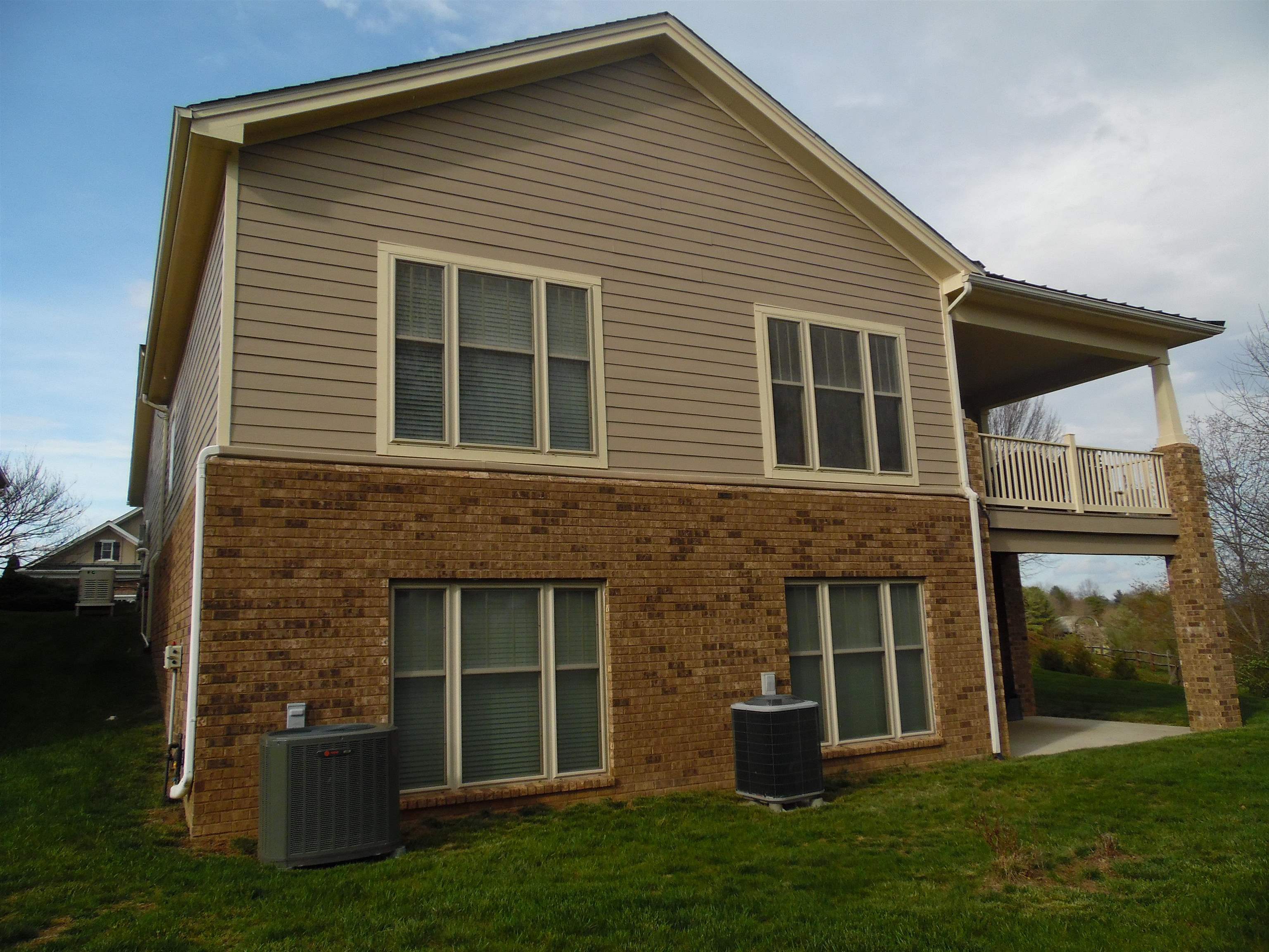 3837 Fairway View Drive Riner, VA 24149 - Photo 5 of 57 Gallery Image 5