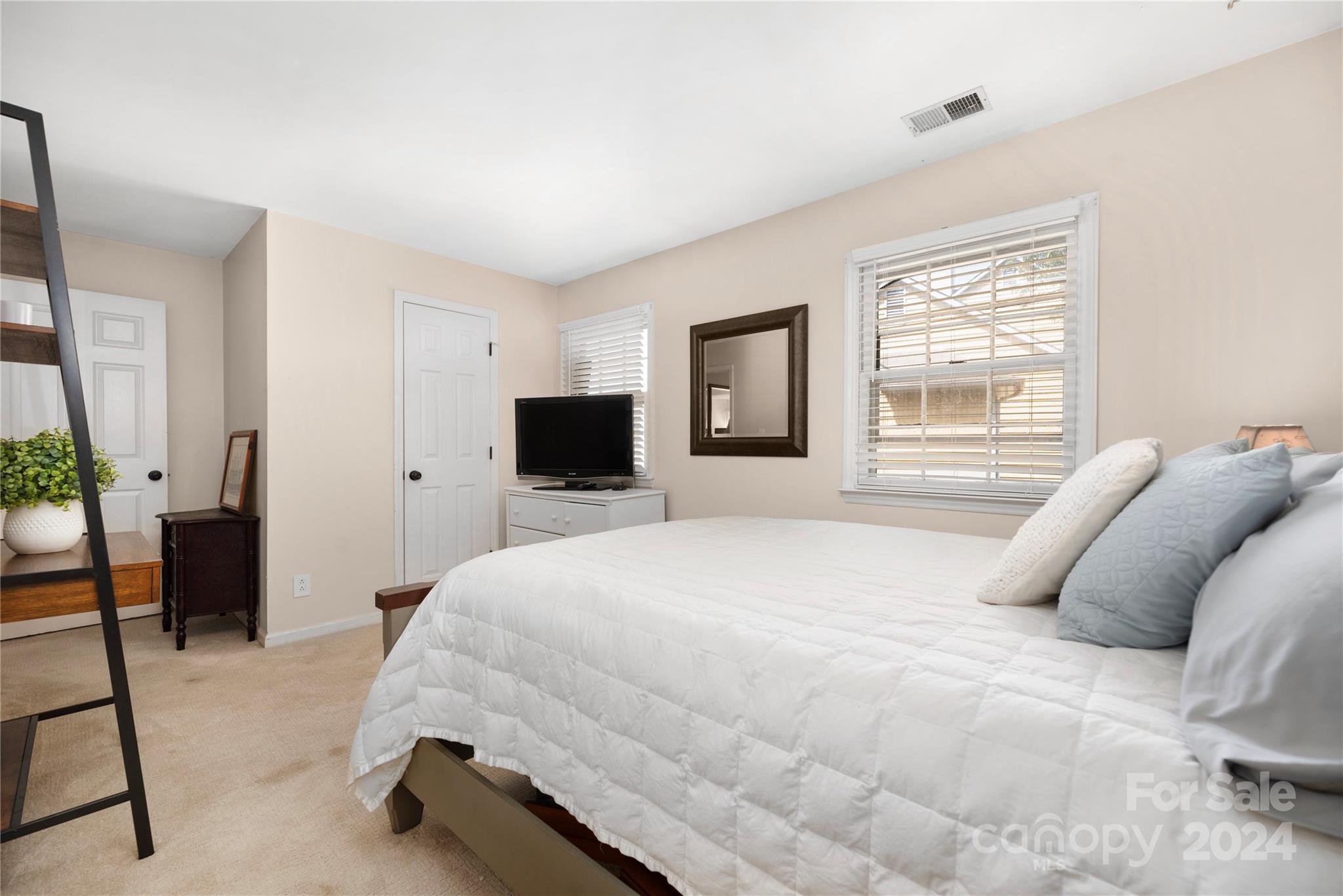 768 Marsh Road, Unit 5 Charlotte, NC 28209 - Photo 6 of 25