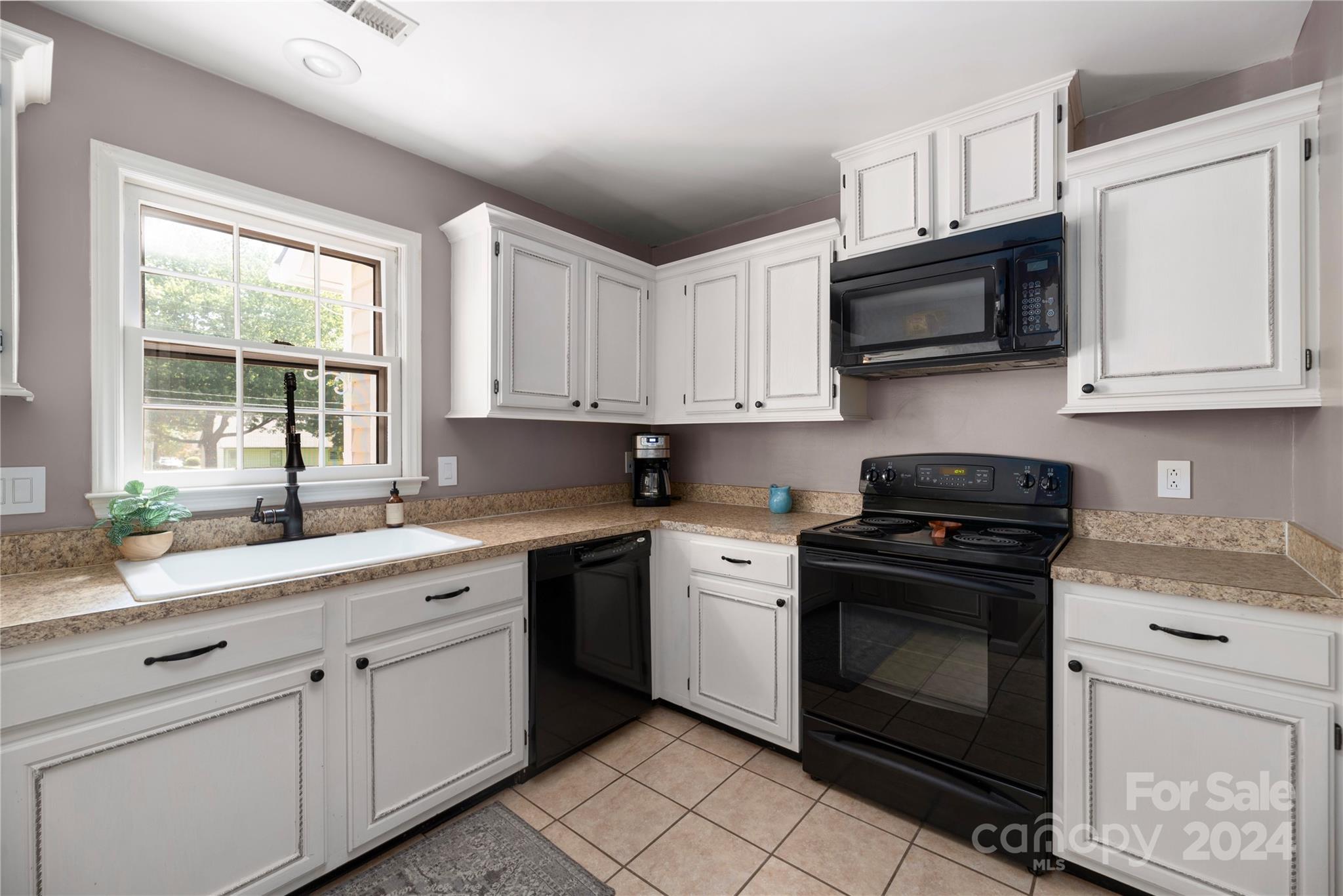 768 Marsh Road, Unit 5 Charlotte, NC 28209 - Photo 10 of 25