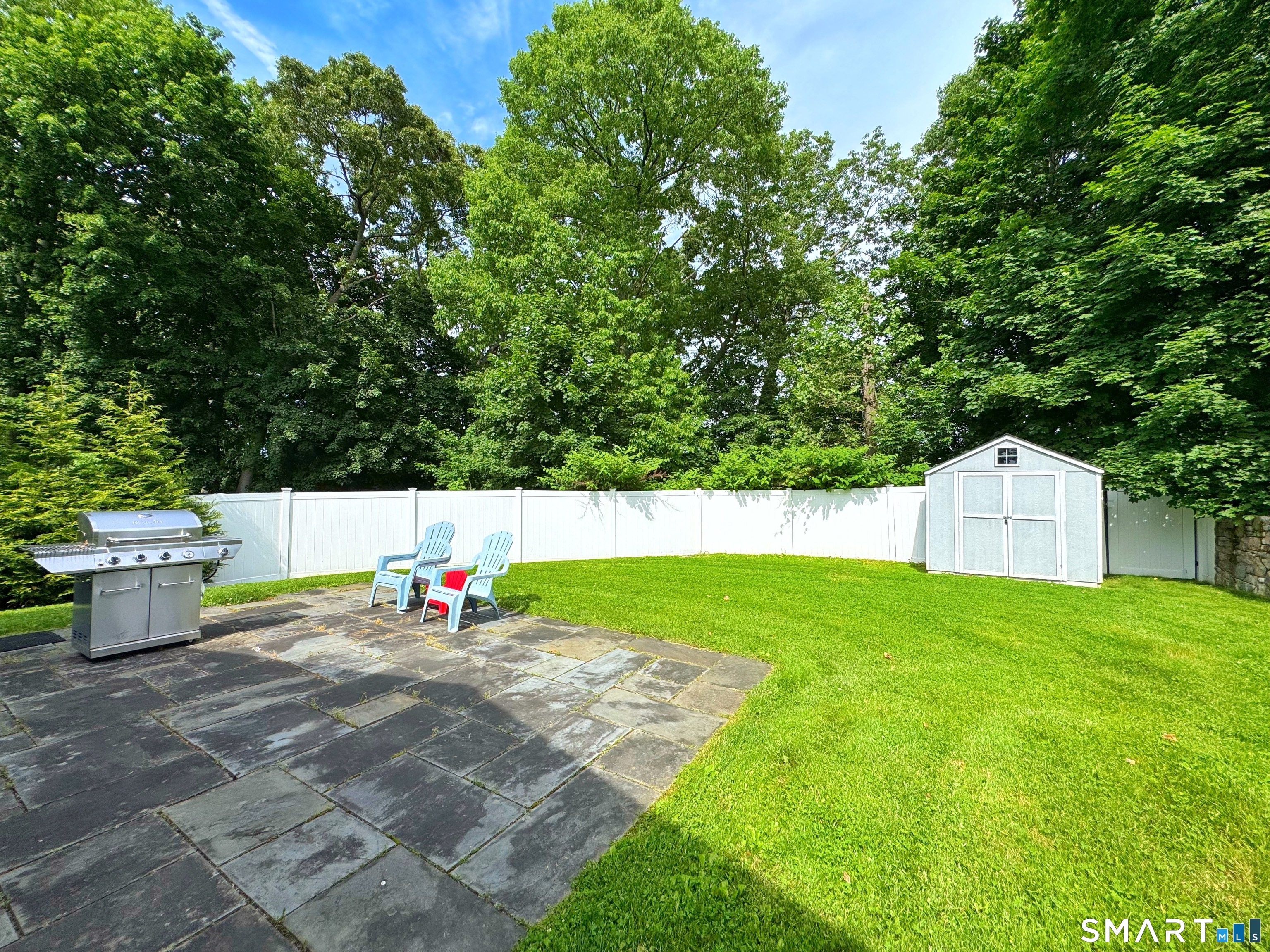 10 Harvann Road Norwalk, CT 06850 - Photo 26 of 32