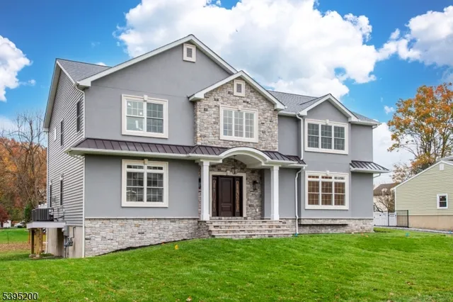 $1,495,000 | 20 West Drive, Fairfield, NJ 07004