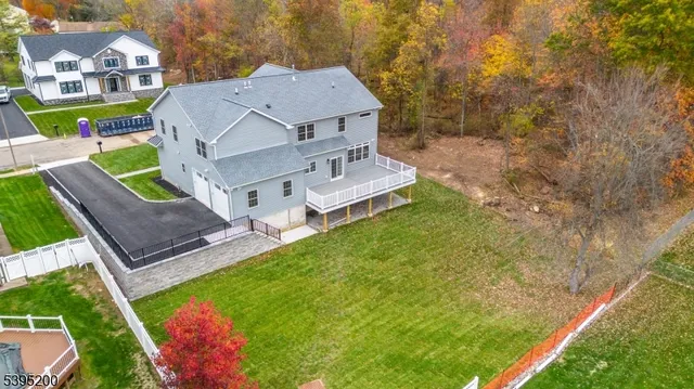 $1,495,000 | 20 West Drive, Fairfield, NJ 07004