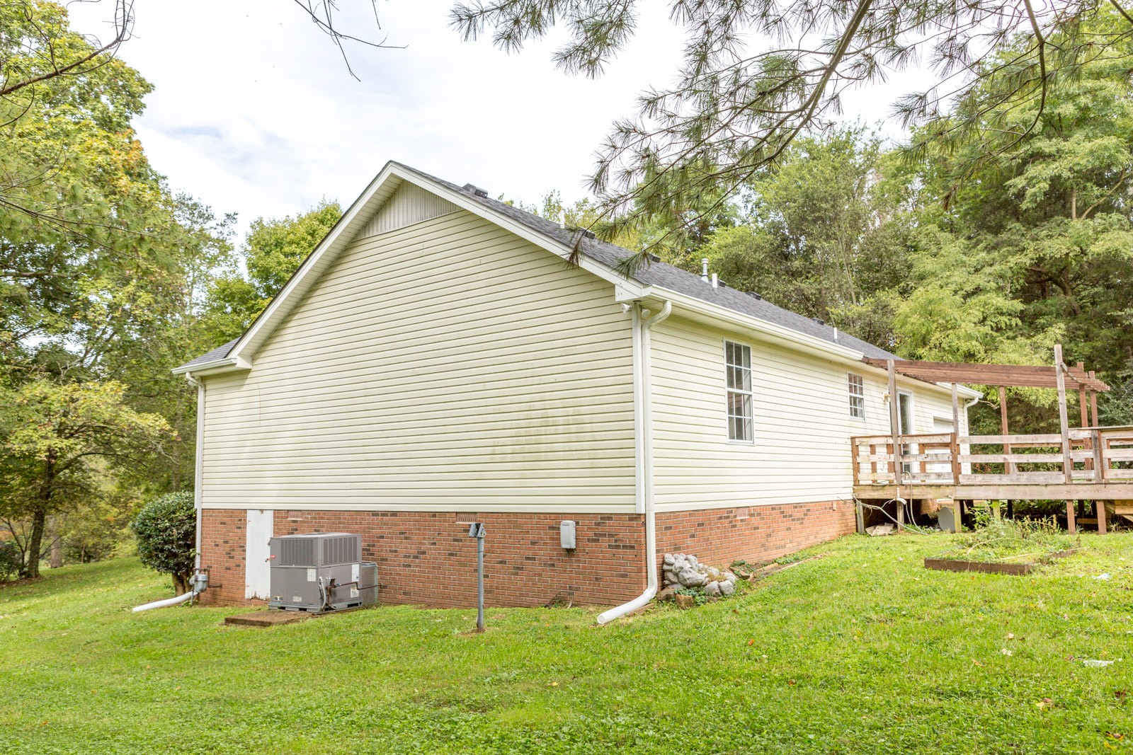 4859 Yates Cave Road Cross Plains, TN 37049 - Photo 13 of 14 Gallery Image 13