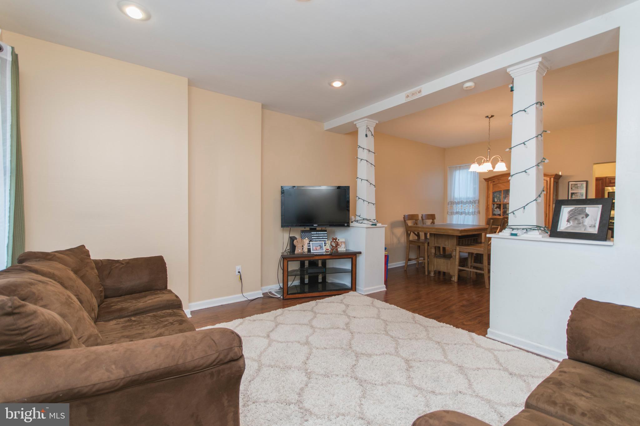 433 Ripka Street Philadelphia, PA 19128 - Photo 3 of 15 View from front door