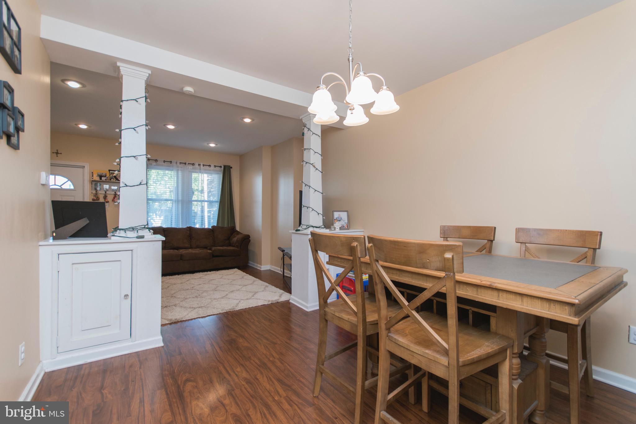433 Ripka Street Philadelphia, PA 19128 - Photo 5 of 15 Dining room