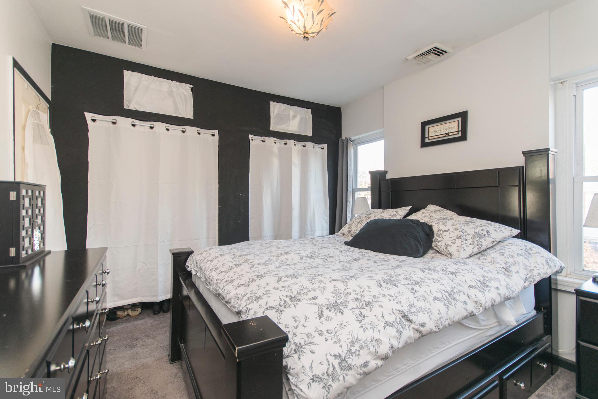 433 Ripka Street Philadelphia, PA 19128 - Photo 10 of 15 Primary bedroom