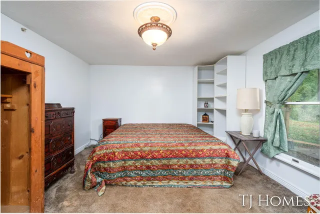 $574,900 | 2895 M Highway 79, Hastings, MI 49058