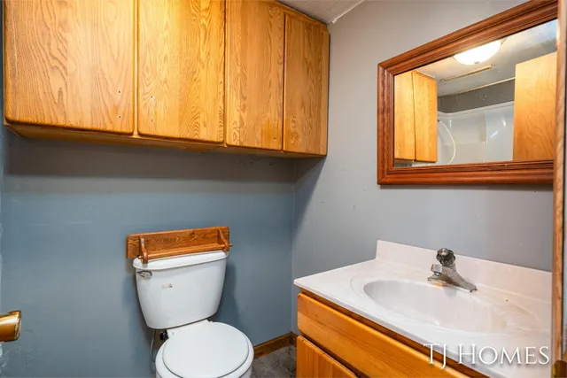 $574,900 | 2895 M Highway 79, Hastings, MI 49058