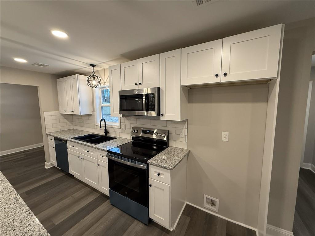 7167 Brown Bridge Road Covington, GA 30014 - Photo 3 of 32