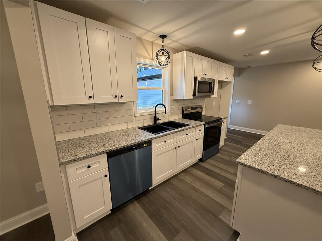 7167 Brown Bridge Road Covington, GA 30014 - Photo 4 of 32