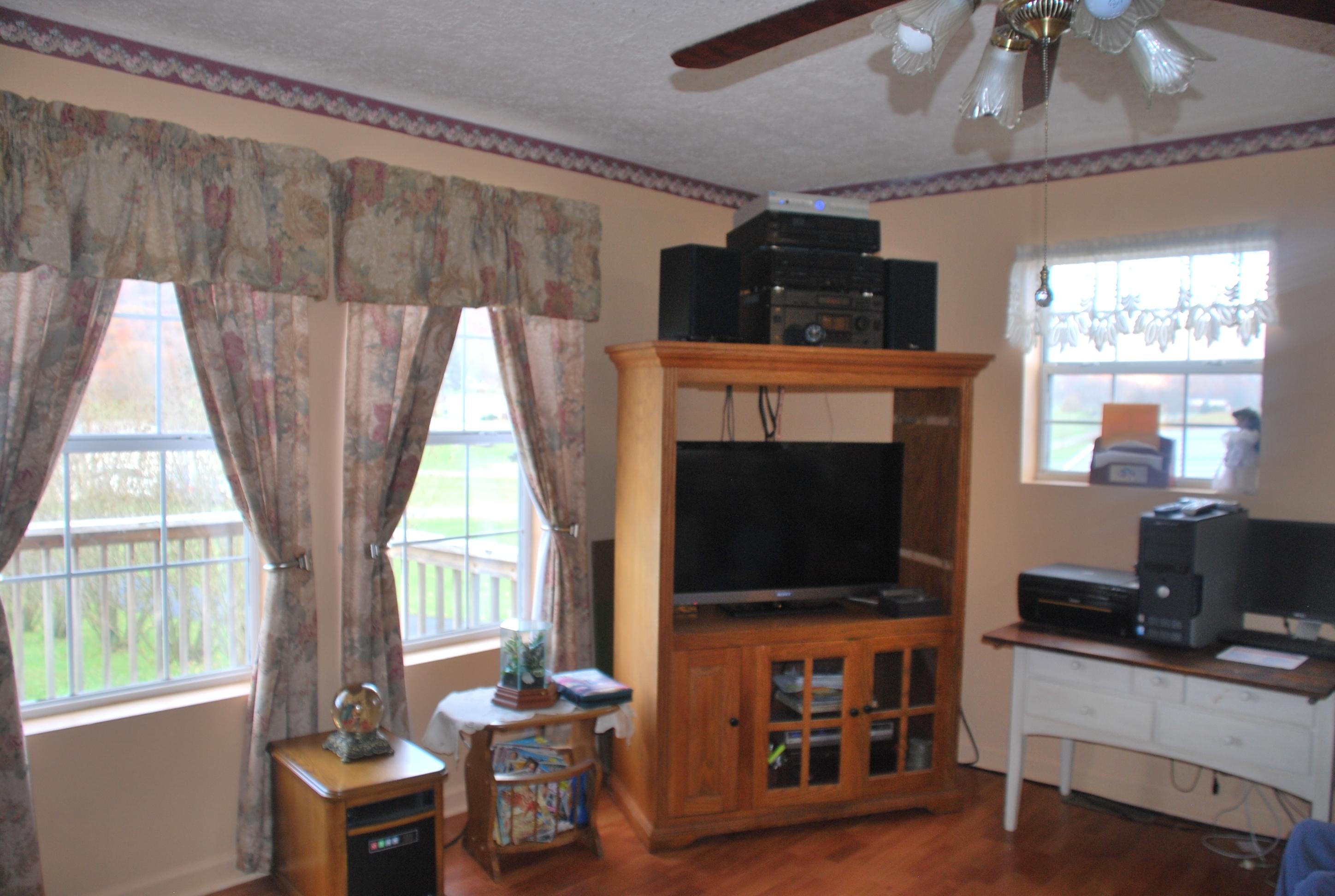 385 Zenith Road Gap Mills, WV 24941 - Photo 9 of 36 Gallery Image 9