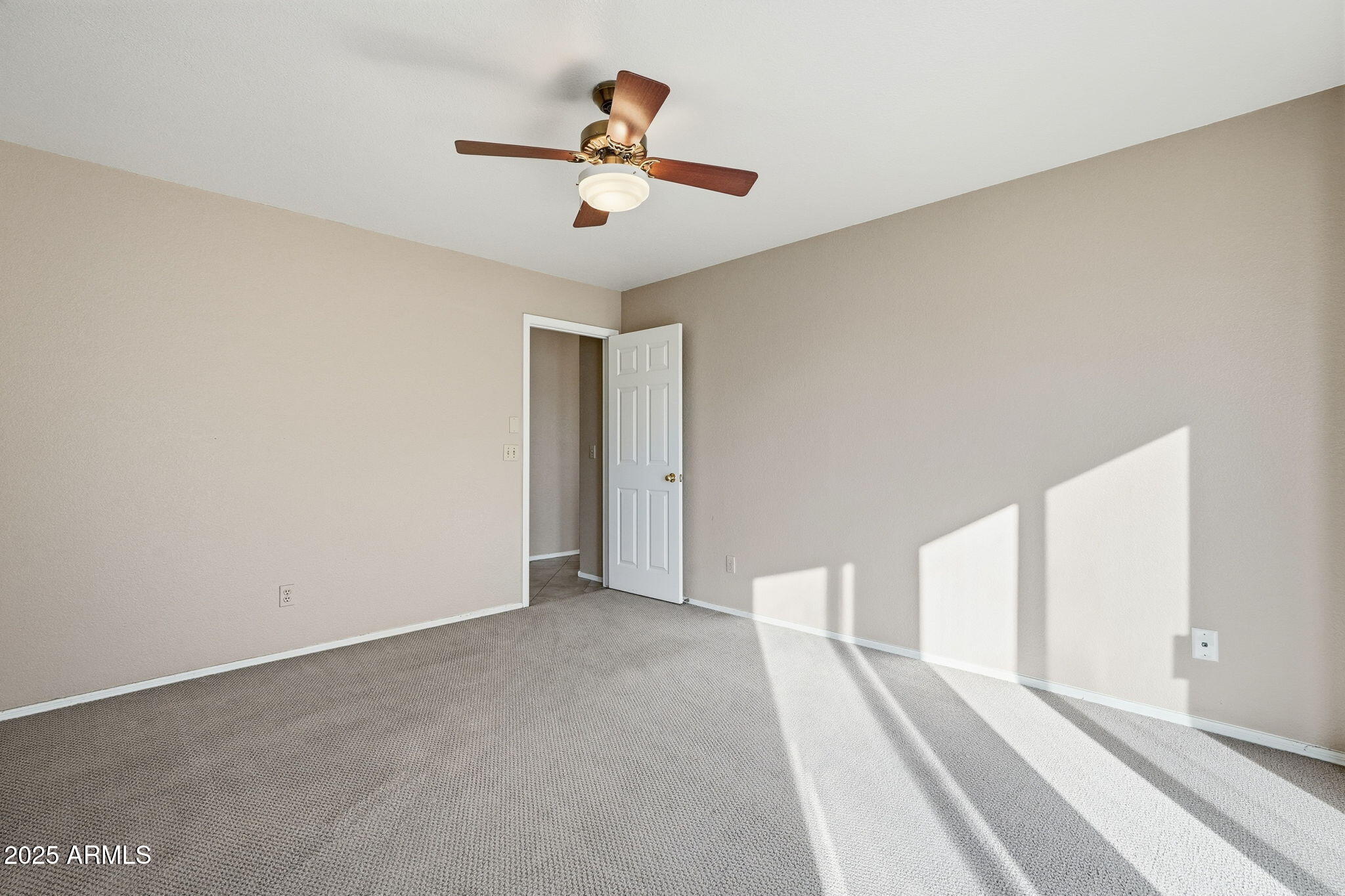 409 South Cholla Street Gilbert, AZ 85233 - Photo 14 of 21 021_ListerPros