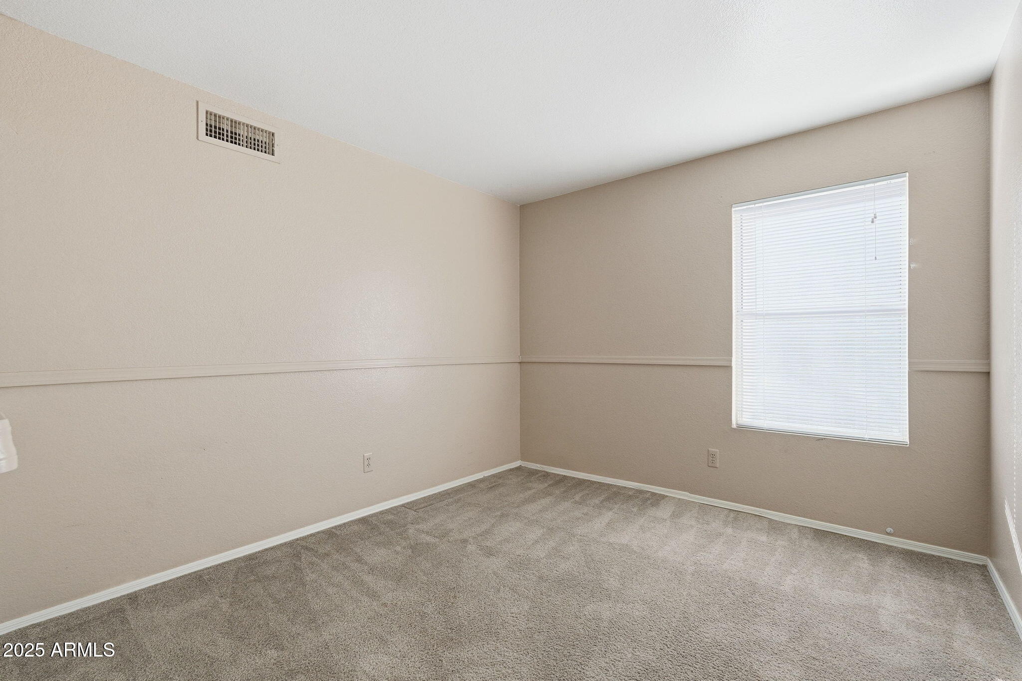 409 South Cholla Street Gilbert, AZ 85233 - Photo 15 of 21 022_ListerPros