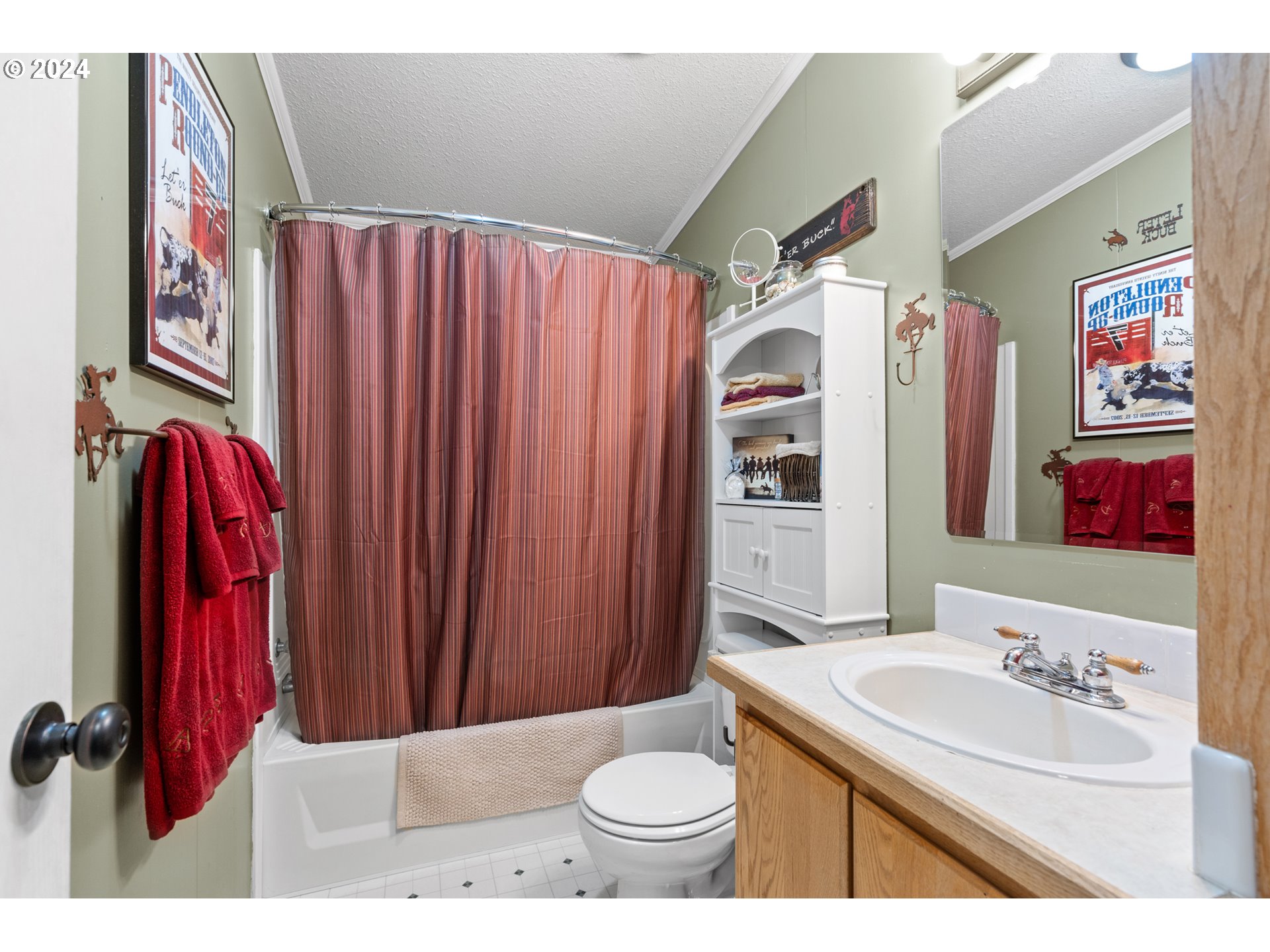 43064 Southwest Gateway Avenue Pendleton, OR 97801 - Photo 21 of 48 Gallery Image 21