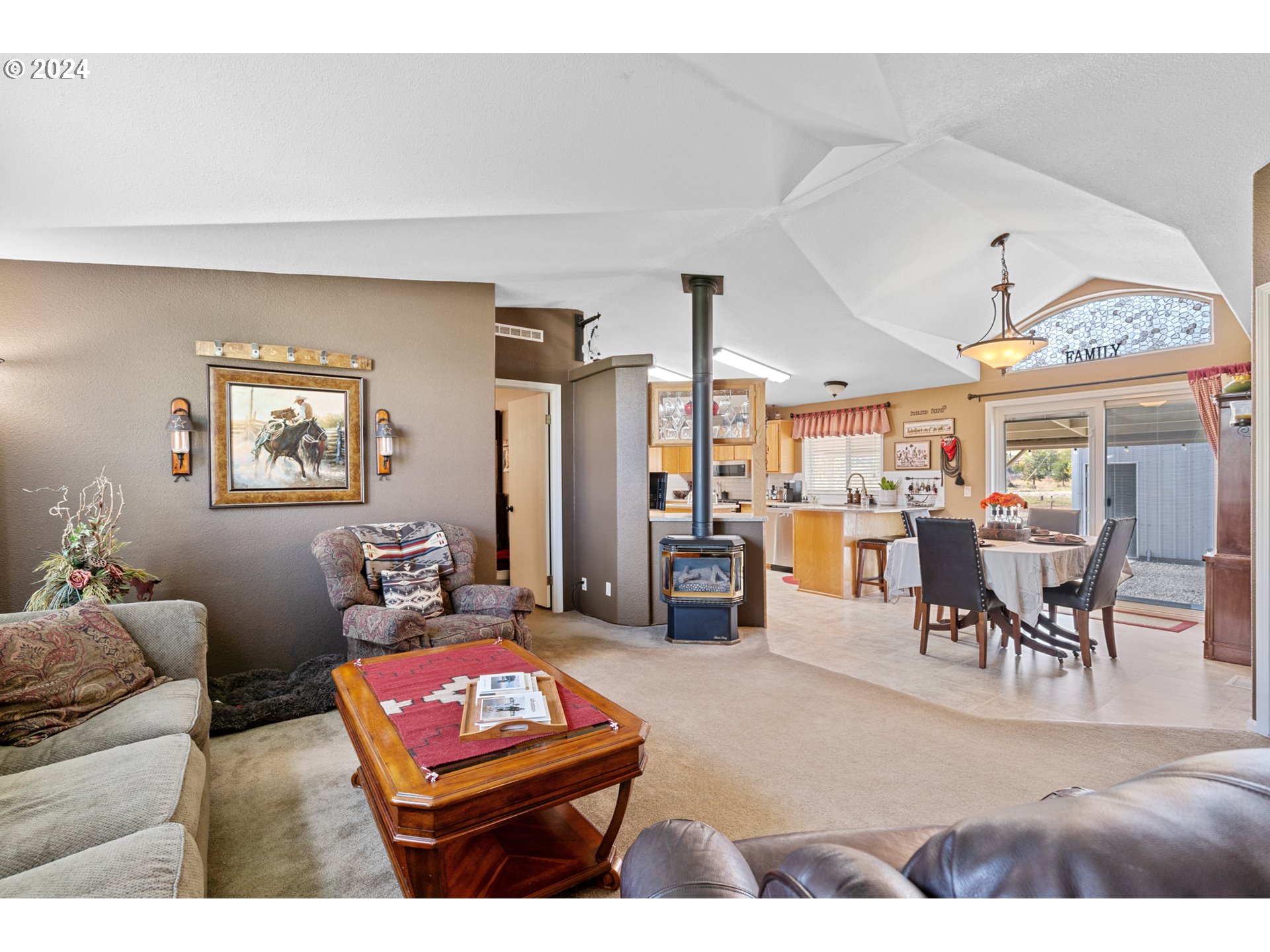 43064 Southwest Gateway Avenue Pendleton, OR 97801 - Photo 10 of 48 Gallery Image 10