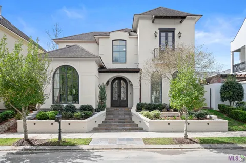 $1,245,000 | 11438 Center Court Boulevard, St. George, LA 70810