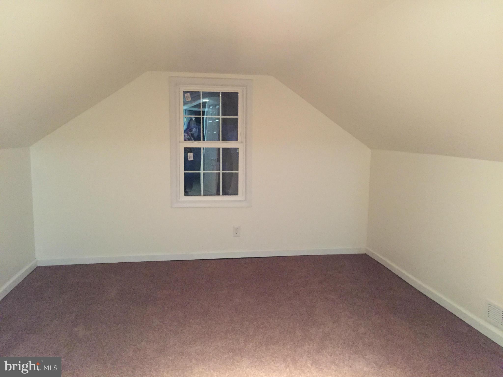 959 Martin Road Baltimore, MD 21221 - Photo 14 of 17 Bedroom