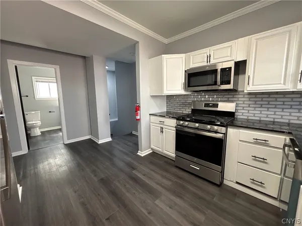 $1,650,000 | 208 Westcott Street, Syracuse, NY 13210