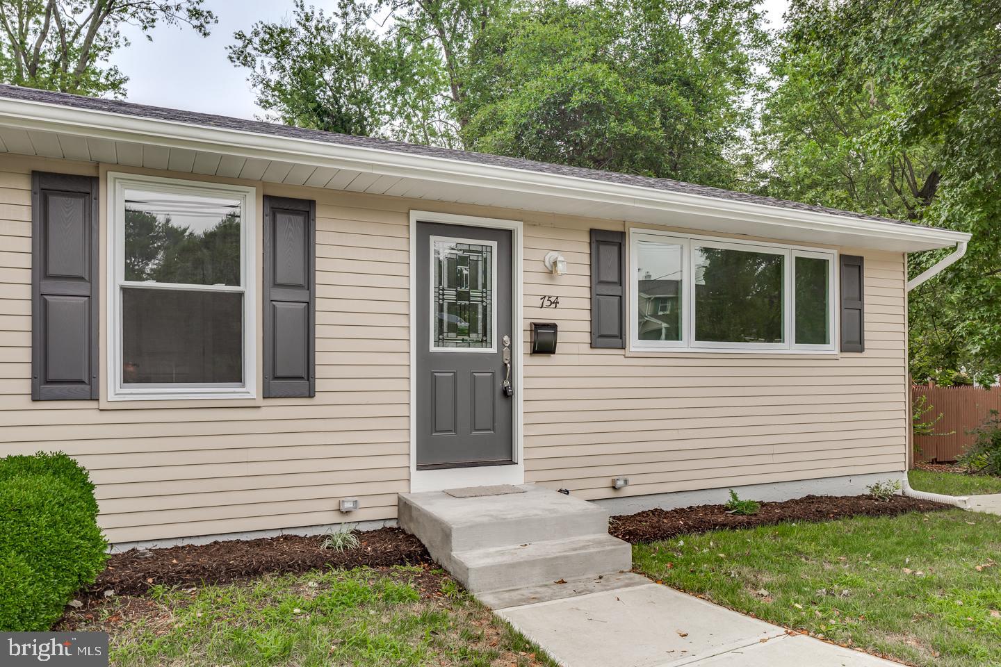754 Maple Road Deptford, NJ 08096 - Photo 3 of 25 Gallery Image 3