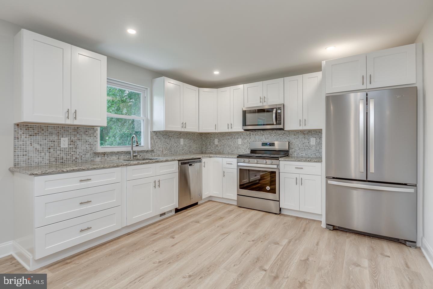 754 Maple Road Deptford, NJ 08096 - Photo 10 of 25 Gallery Image 10