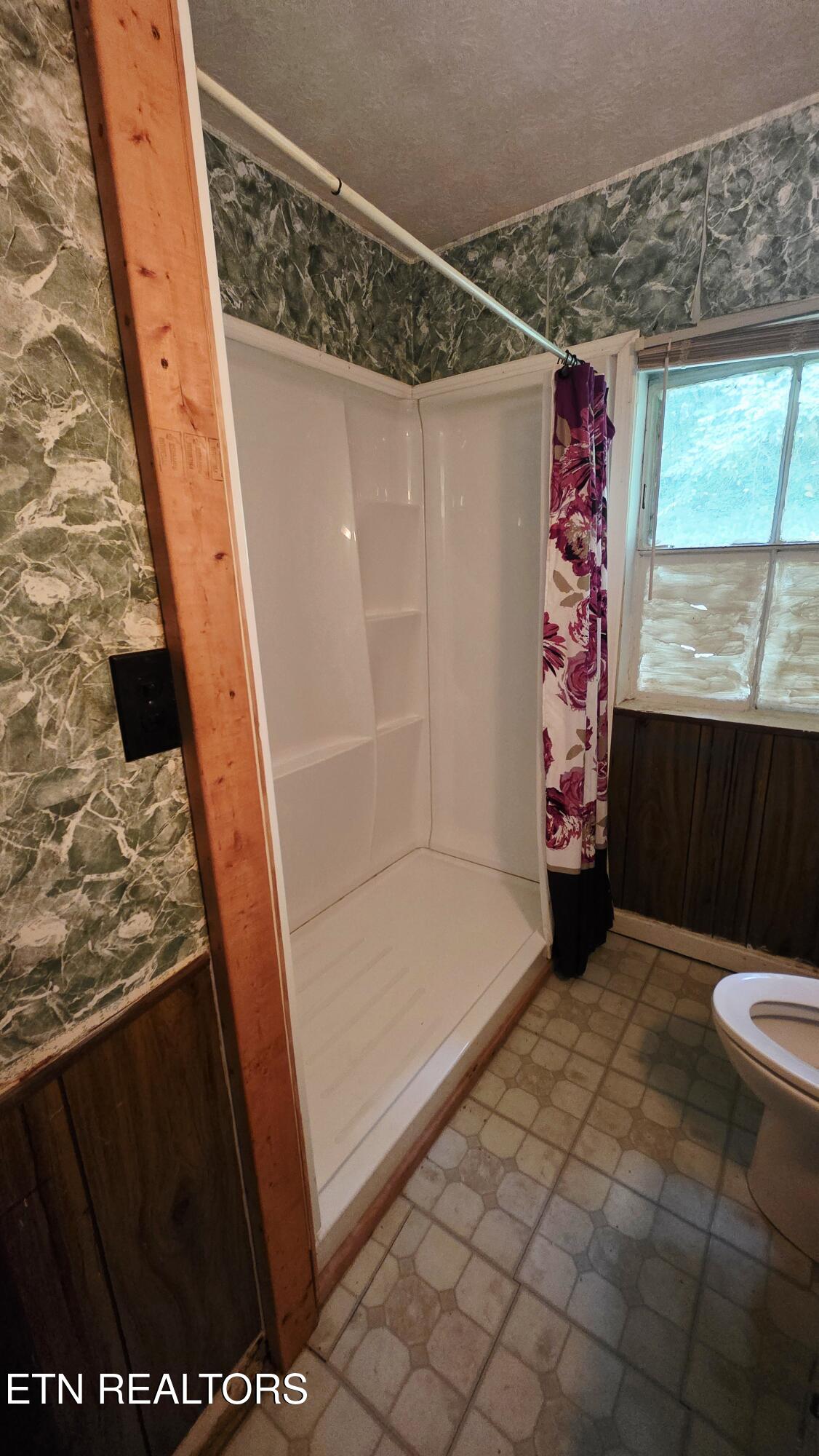 248 Walnut Grove Road Kingston, TN 37763 - Photo 13 of 18 20260807_095653