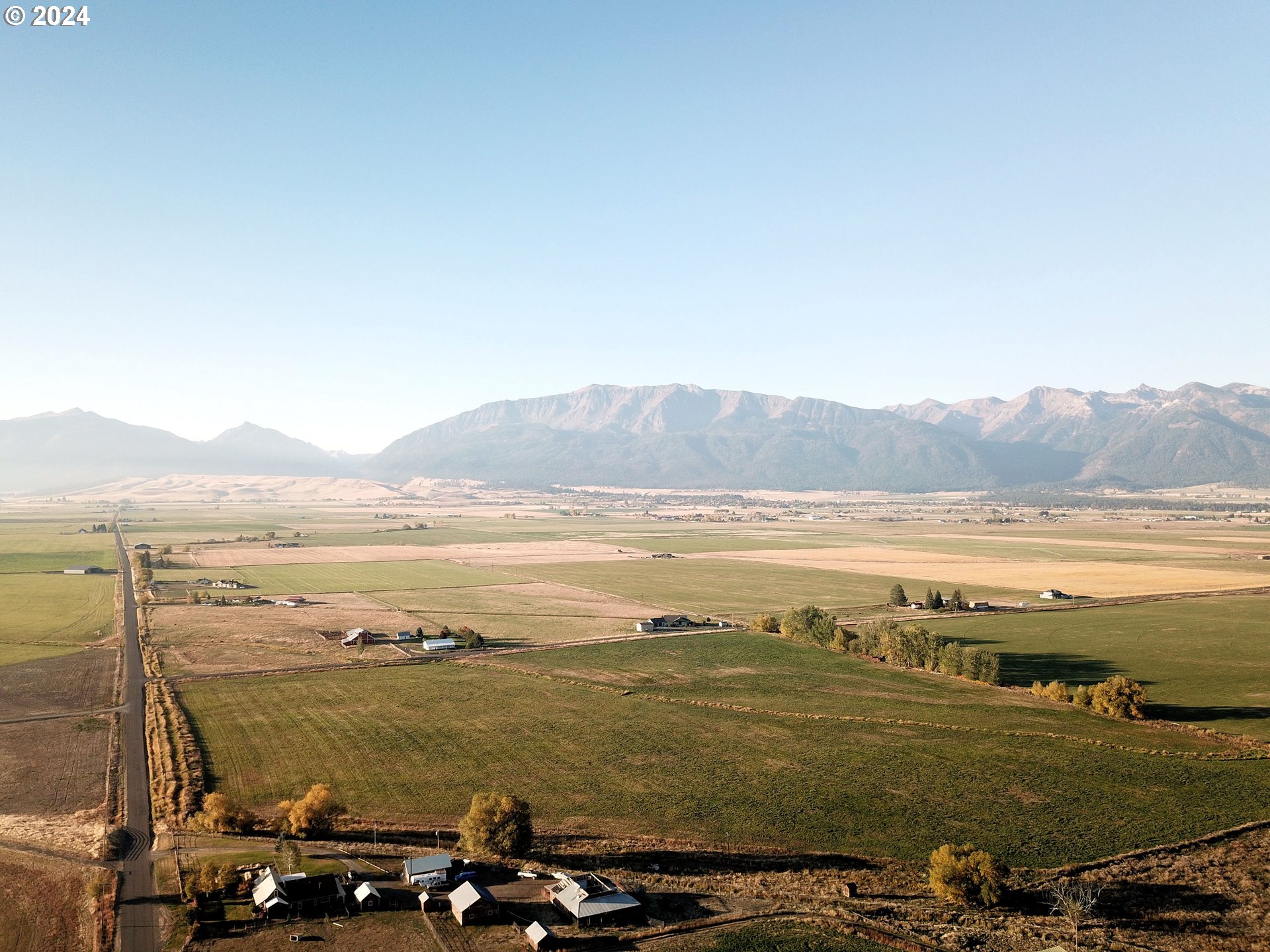 64654 Rancho Road Enterprise, OR 97828 - Photo 1 of 25 a view of an ocean and a mountain