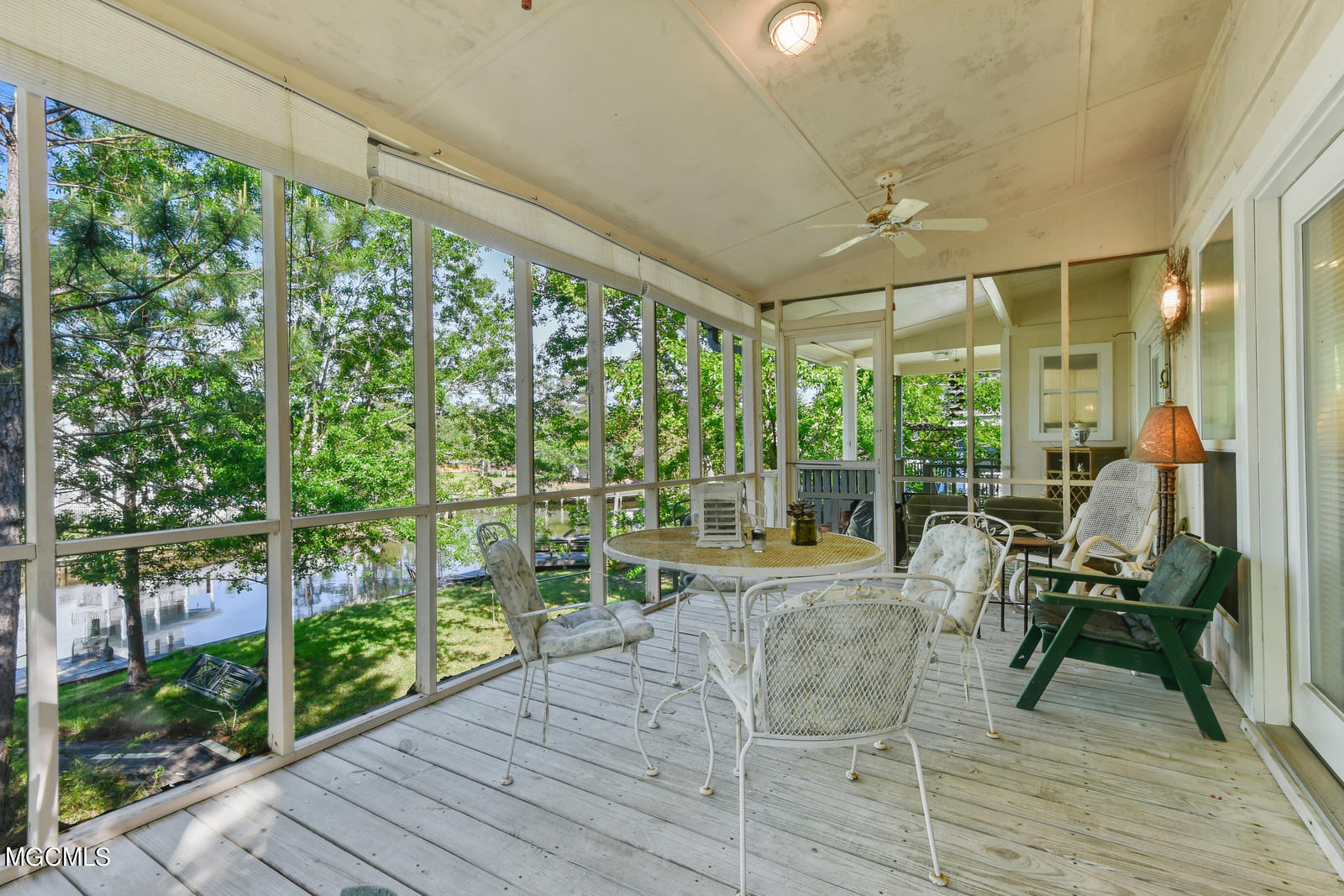 127 Ridgewood Drive Pass Christian, MS 39571 - Photo 3 of 21 ridgewood back porch
