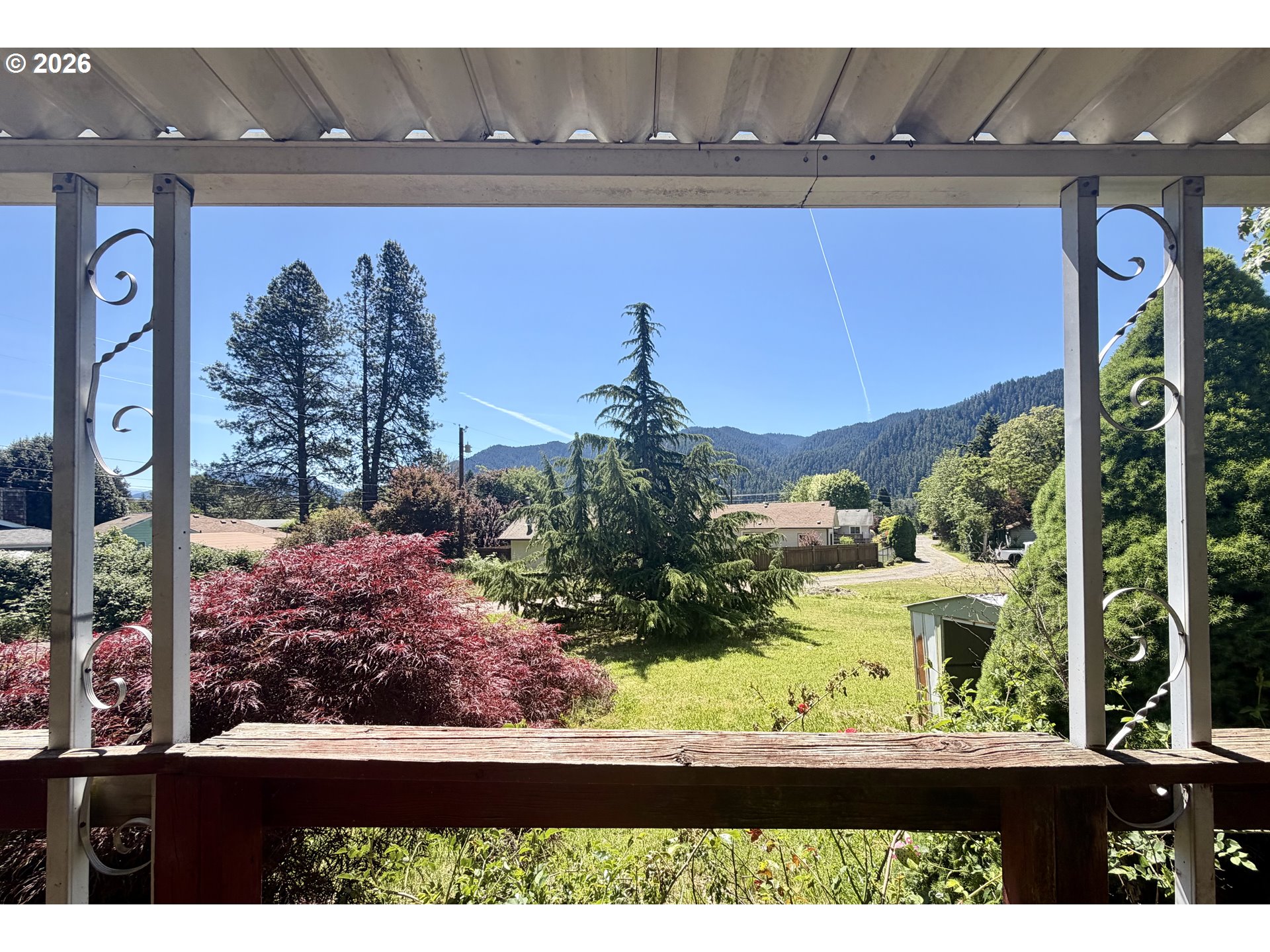 76582 Davis Road Oakridge, OR 97463 - Photo 20 of 21