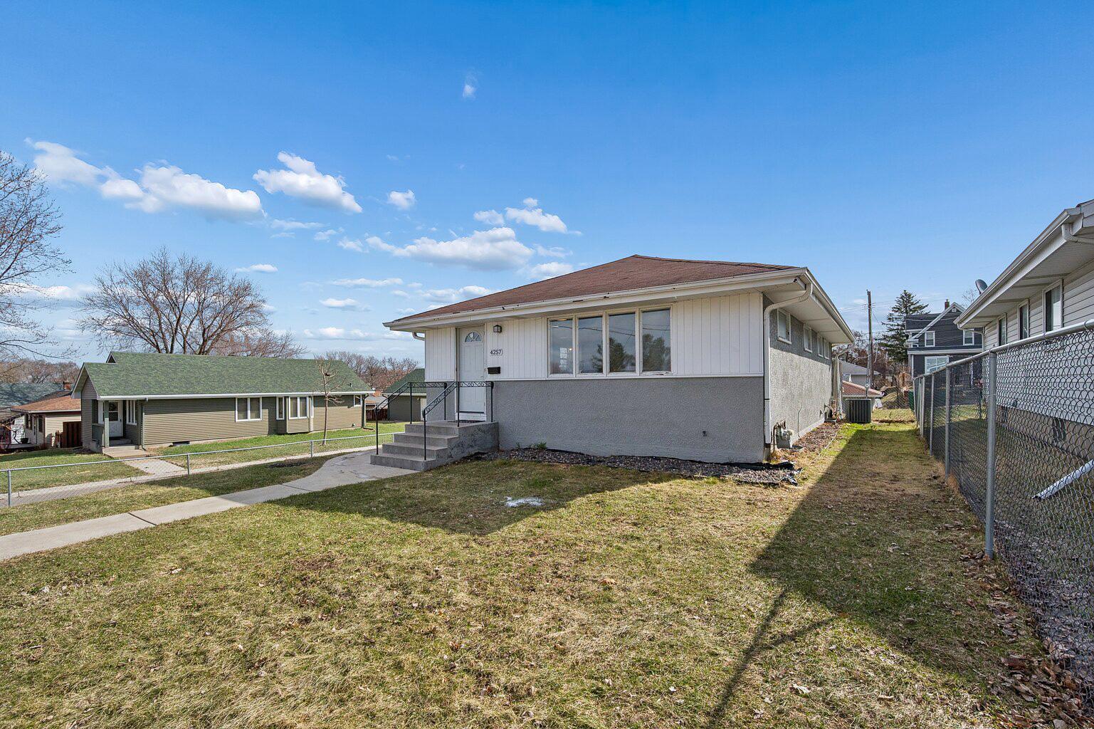 4257 5th Street Northeast Columbia Heights, MN 55421 - Photo 12 of 45