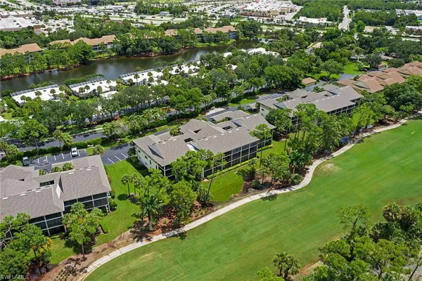 $450,000 | 764 Eagle Creek Drive, Unit 301, Naples, FL 34113