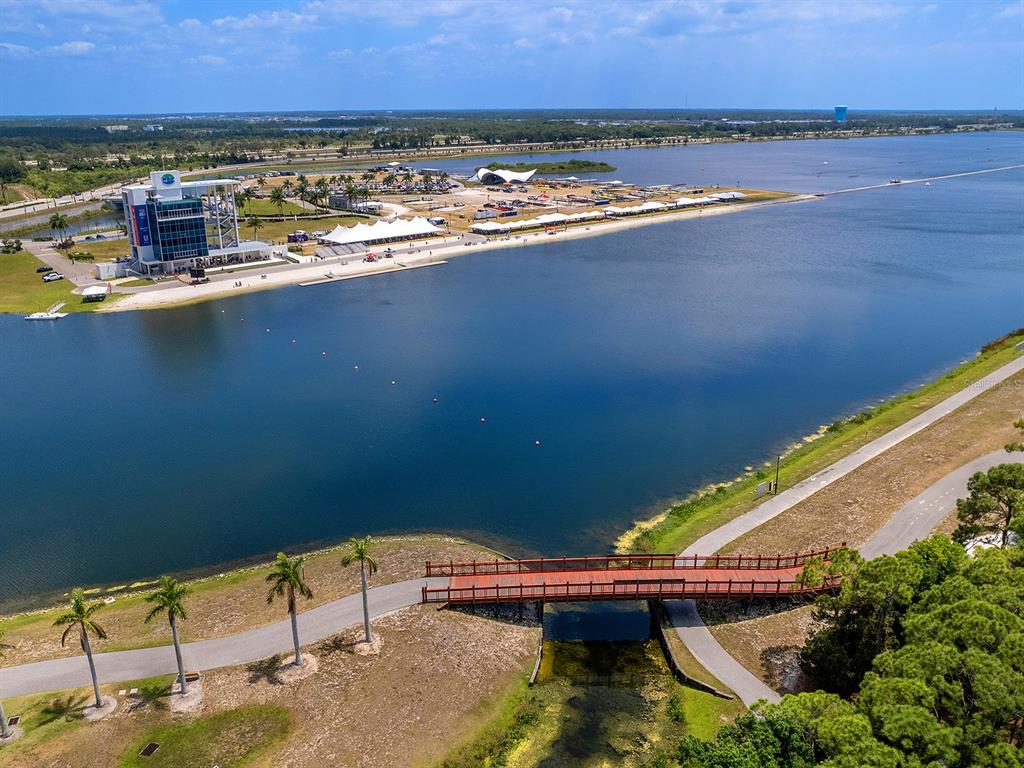4415 Longmeadow, Unit 44 Sarasota, FL 34235 - Photo 40 of 42 a view of an ocean with city view