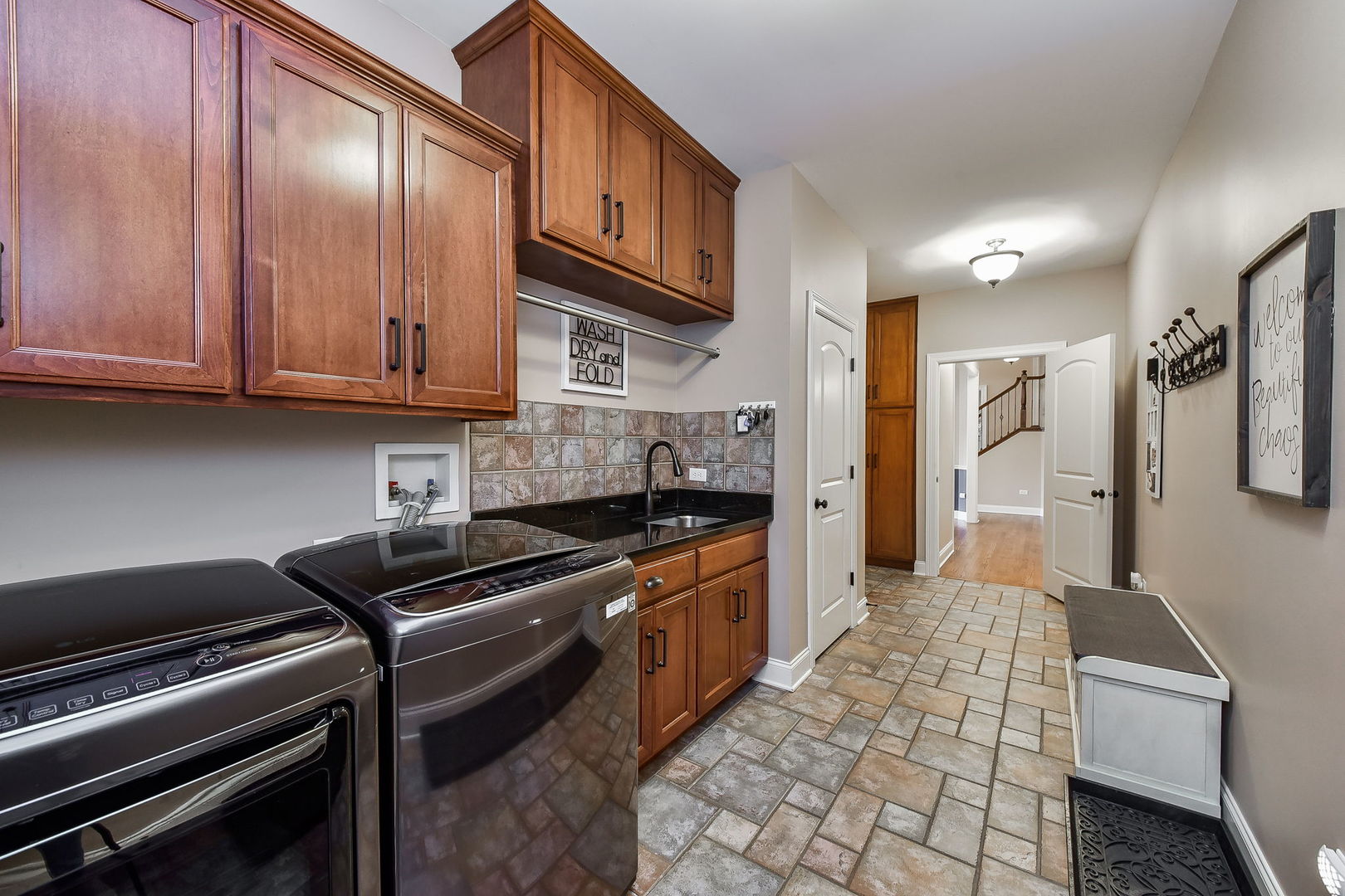711 Merrill New Road Sugar Grove, IL 60554 - Photo 22 of 50