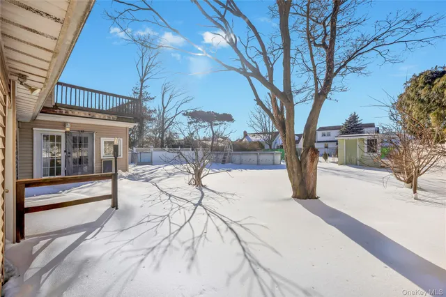 $635,000 | 44 Seley Drive, North Babylon, NY 11703