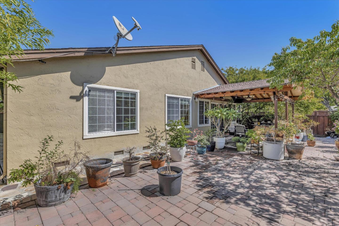 252 Sposito Circle San Jose, CA 95136 - Photo 11 of 50 a view of a porch with seating space