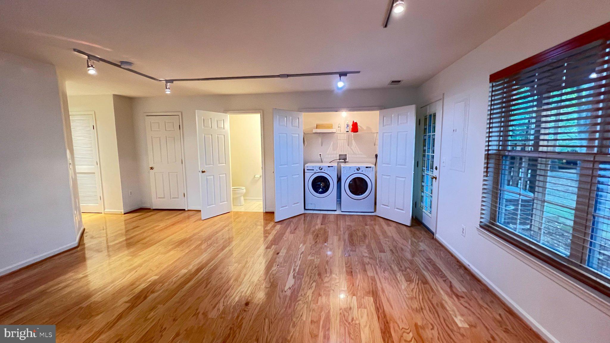 4100 Flower Fairfax, VA 22030 - Photo 36 of 47 a view of empty room with wooden floor and fan