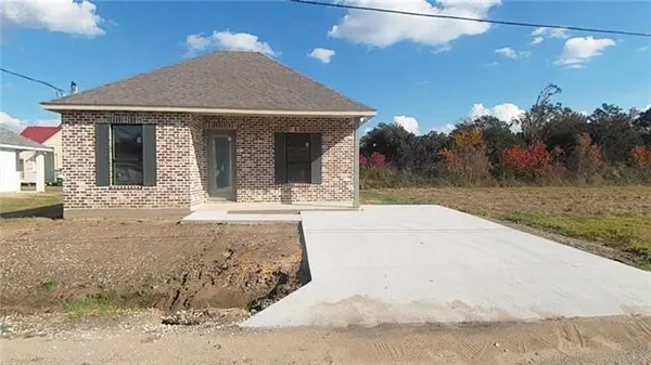 $1,700 | 140 Heltz Street, Garyville, LA 70051