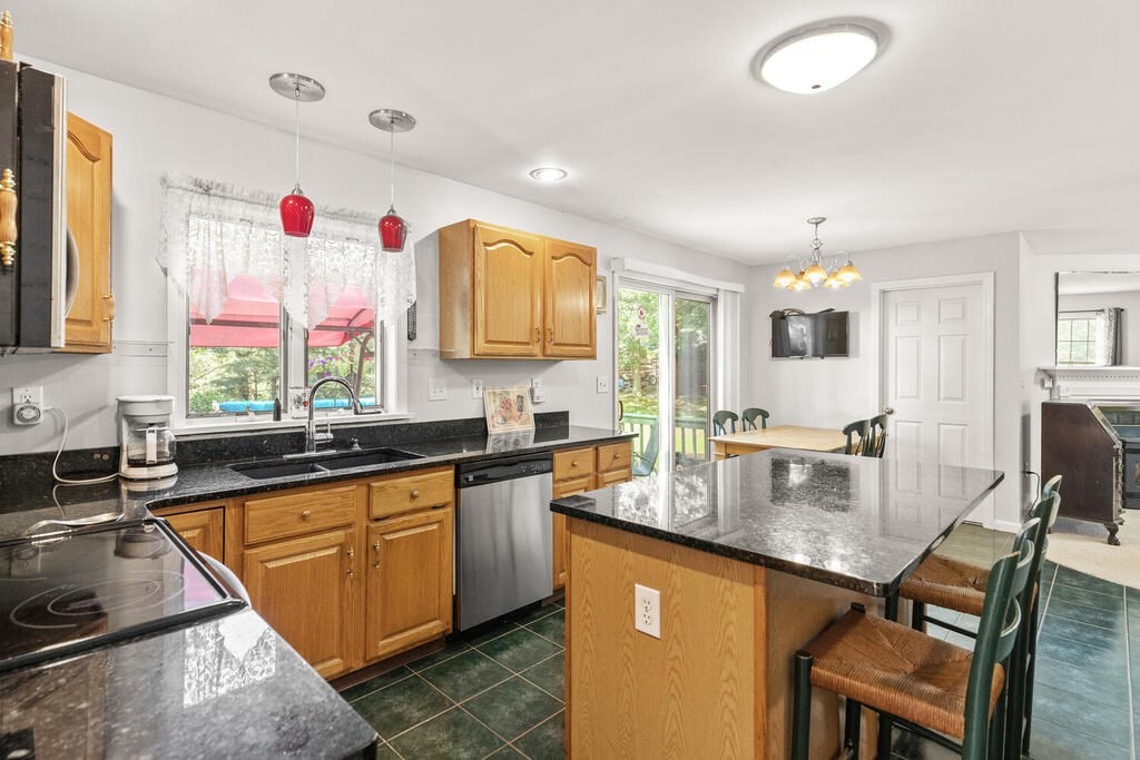 11 Scenic Road Peabody, MA 01960 - Photo 14 of 36 Gallery Image 14