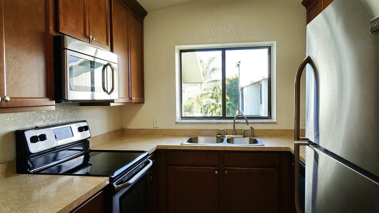 800 Northwest Fork Road, Unit 811 Stuart, FL 34994 - Photo 4 of 31 Kitchen1