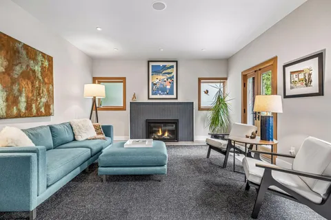 $995,000 | 747 Kenwood Parkway, Minneapolis, MN 55403