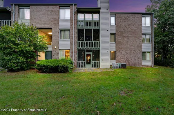 $139,995 | 1102 Summit Pointe, Scranton, PA 18508