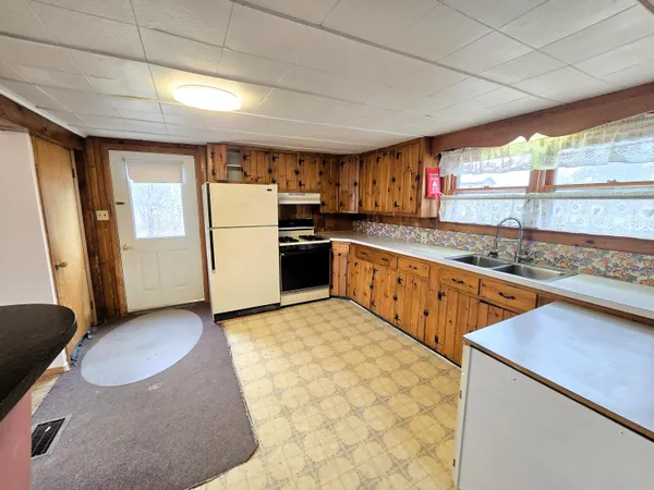 $200,000 | 156 Depot Street, Unity, ME 04988