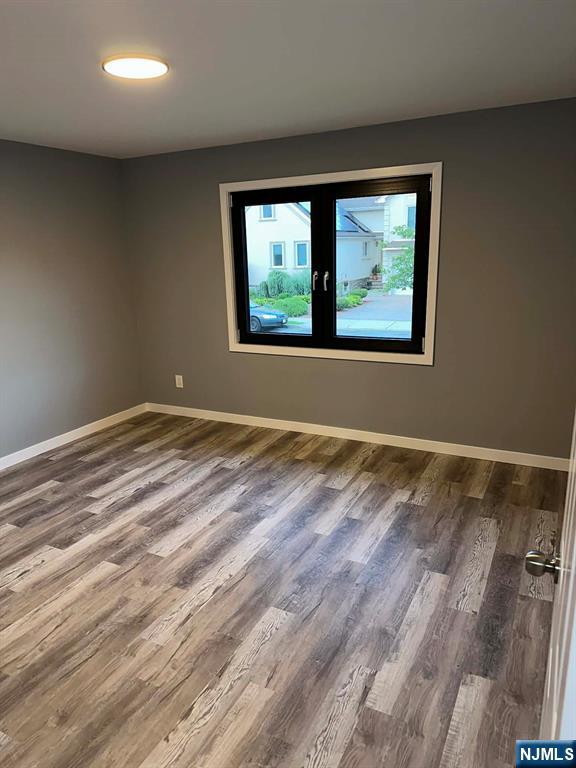 80 Koster Street Wallington, NJ 07057 - Photo 5 of 23