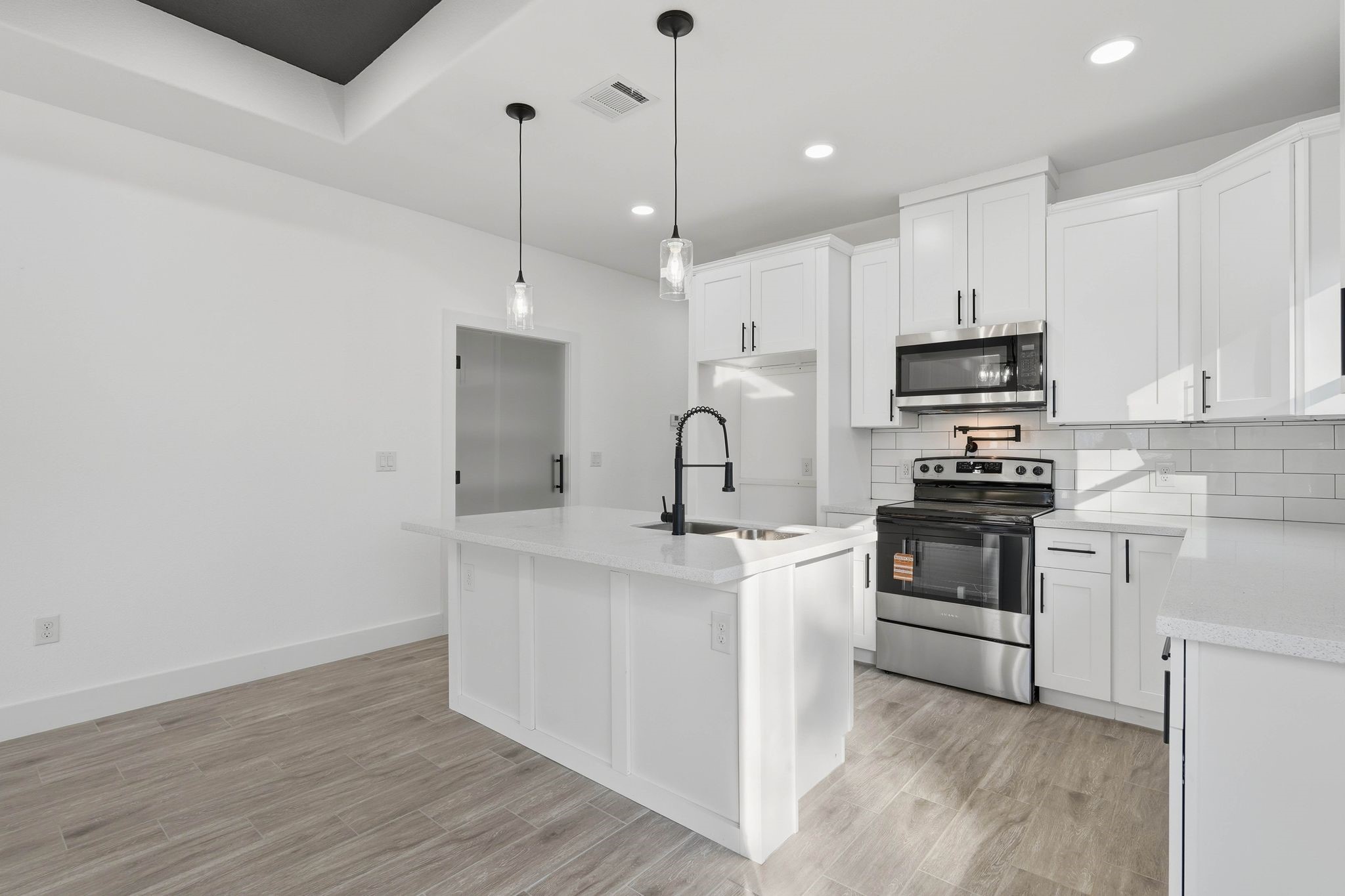 14834 Fannin Road Willis, TX 77378 - Photo 16 of 35