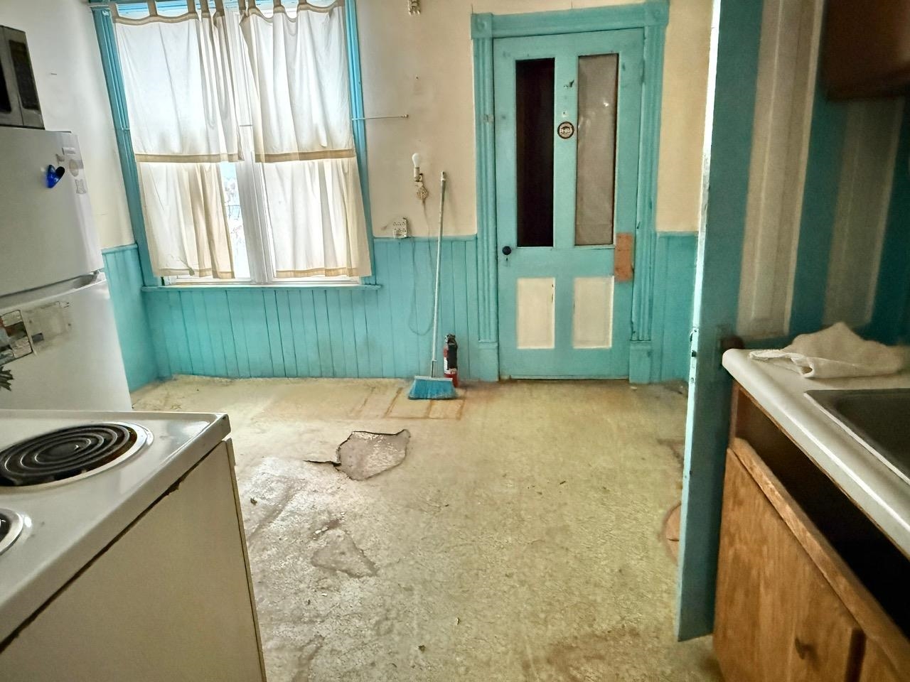 810 4th Avenue Two Harbors, MN 55616 - Photo 6 of 21